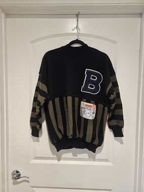 Vintage 90's Black and Olive Striped Crewneck Sweater with 'B' Patch #922
